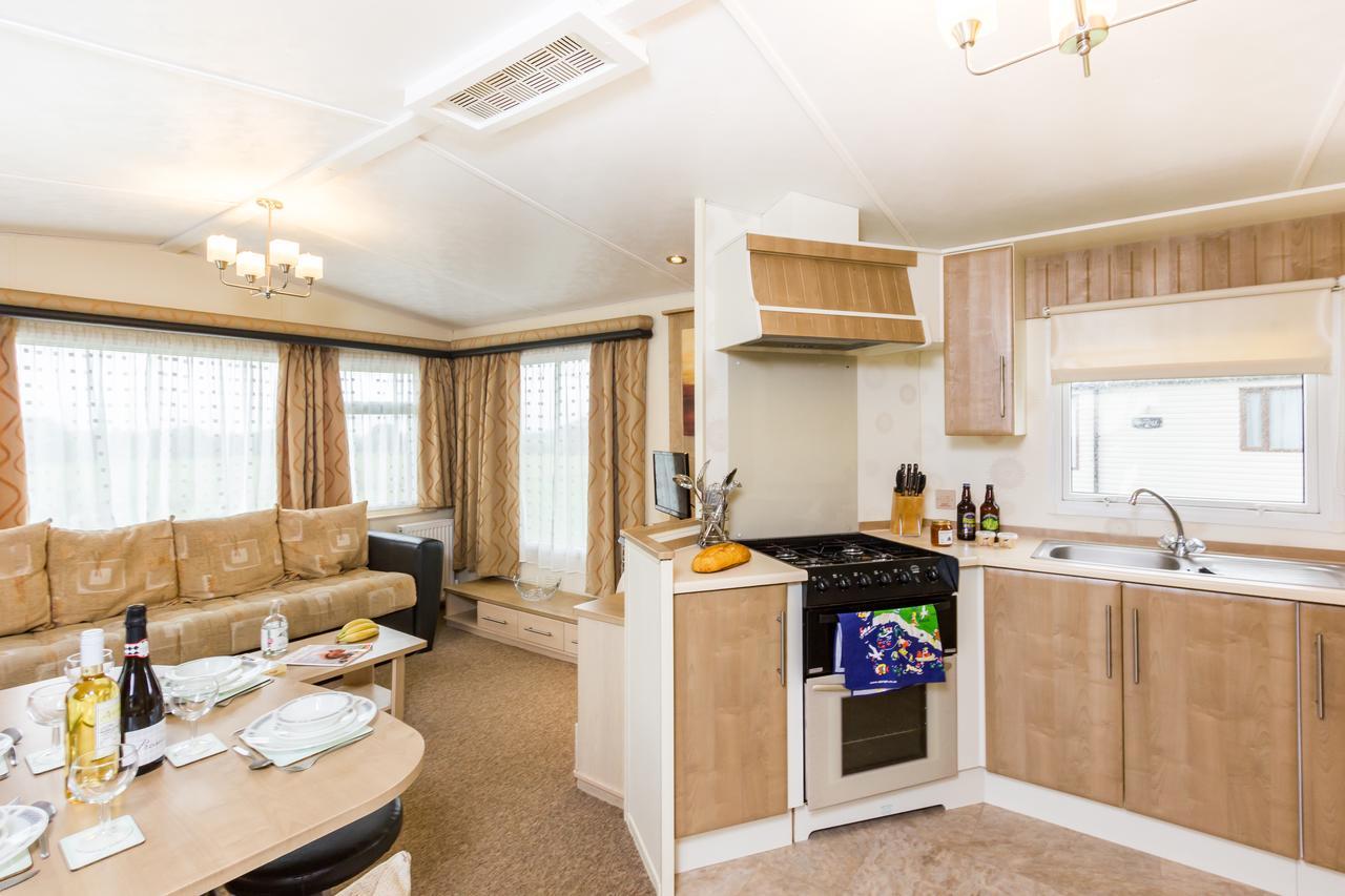 Orchards Holiday Park カウズ 部屋 写真