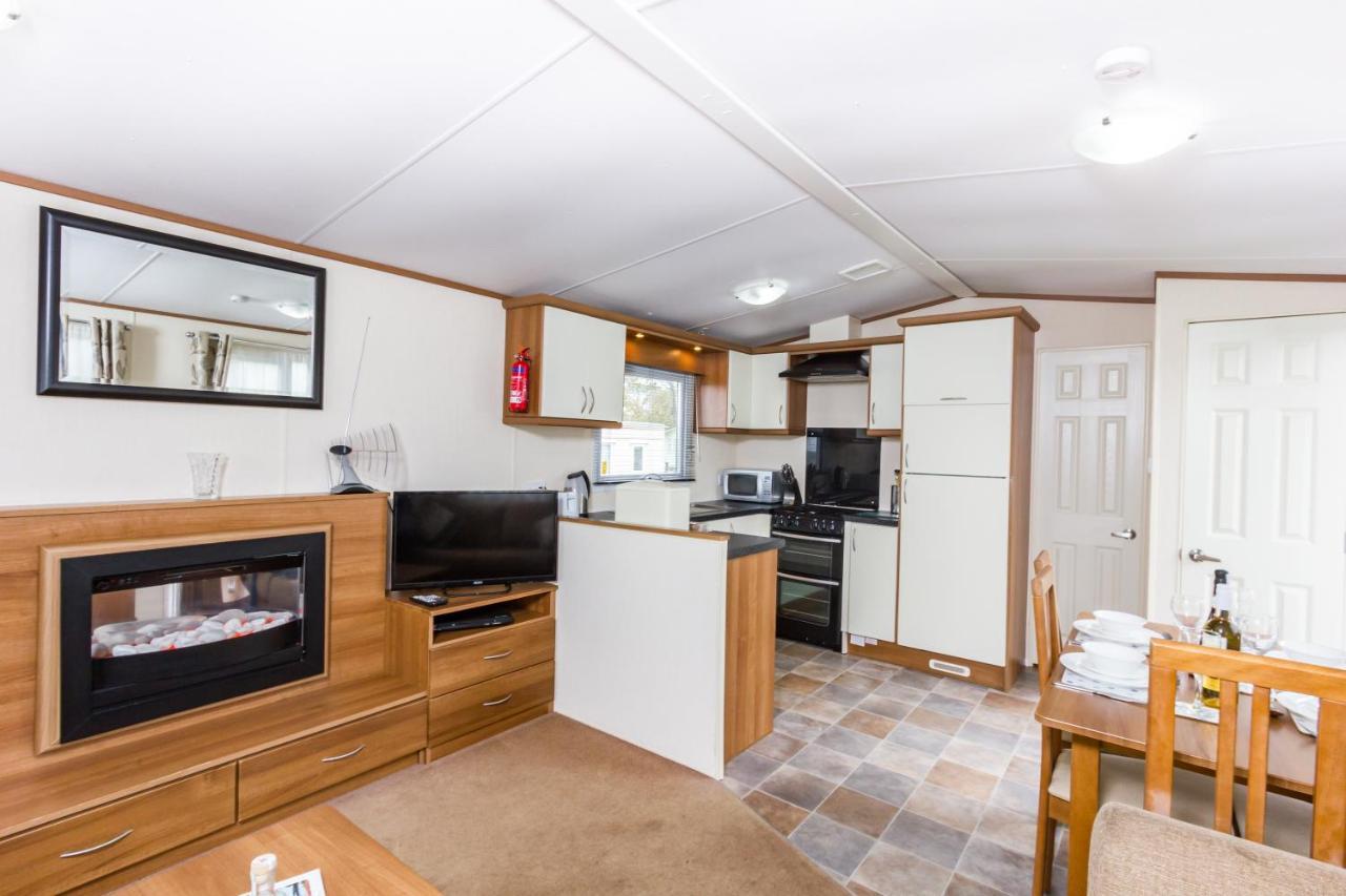 Orchards Holiday Park カウズ 部屋 写真